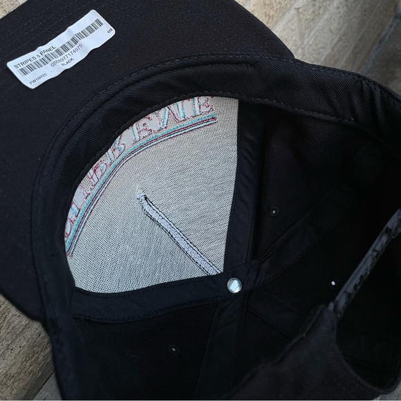 FW16 Supreme Stripes 5 Panel Snapback Hat - Picture 4 of 6